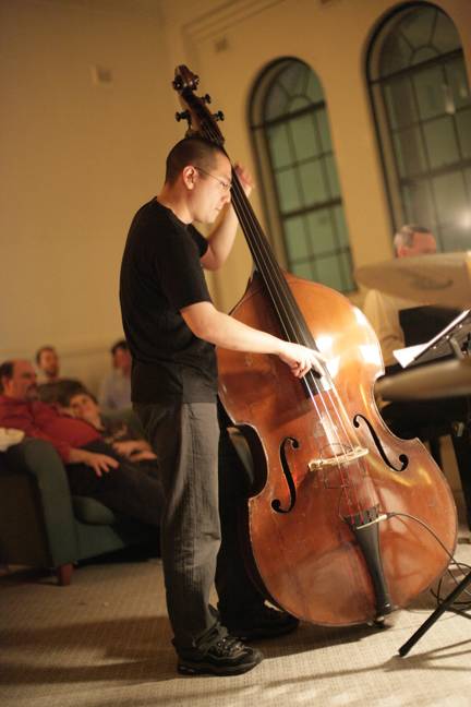 Mark Lau - bass