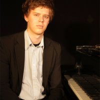 Louis Stapleton